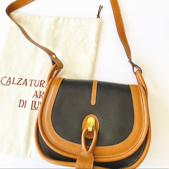 🥳🎉HOST PICK🎉🥳i santi Leather Saddle Bag - Picture 2 of 10